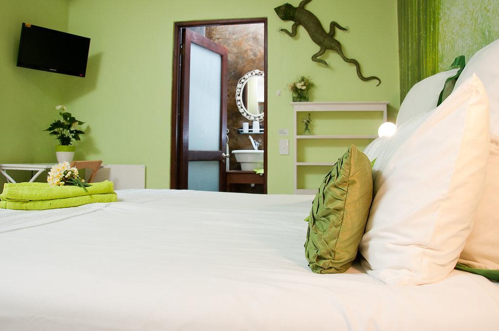 A Vue Guesthouse Somerset West Kültér fotó